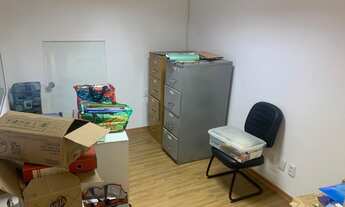 Imagem 2: Escritório para aluguel e venda possui 112 metros quadrados em Caminho das Árvores - Salva