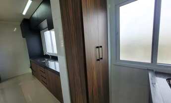 Imagem 5: Apartamento para aluguel possui 90 m2 com 03 quartos em Saraiva - Uberlândia - MG