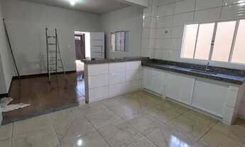 Imagem 3: LOCAÇÃO. CASA NOVA AO LADO COLÉGIO UNIÃO EM TRÊS CORAÇÕES