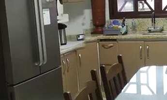 Imagem 7: Sobrado com sala comercial