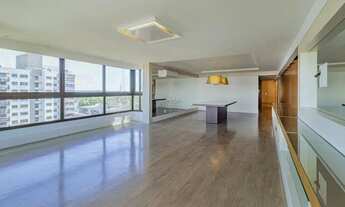 Imagem 3: Apartamento a venda com 3 dormitorios, 3 vagas e 215m2. Localizado no bairro Tristeza, na