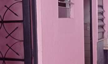 Imagem 3: Casa para aluguel possui 30 metros quadrados com 1 quarto, sala, cozinha, wc