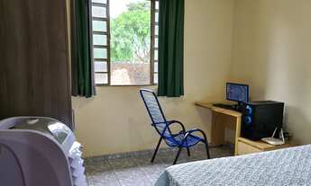 Imagem 6: Jaraguá, Casa 3/4, Suíte, e Barracão na Frente do Imóvel, Avenida Ipê