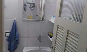 Imagem 7: Apartamento para venda tem 70 metros quadrados com 2 quartos em Copacabana - Rio de Janeir