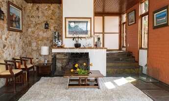 Imagem 7: Casa em localização privilegiada no bairro Iúcas