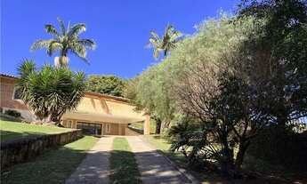 Imagem 2: Casa para locação em Atibaia com 4 dormitórios sendo 1 suite com piscina no Parque Arco Ir