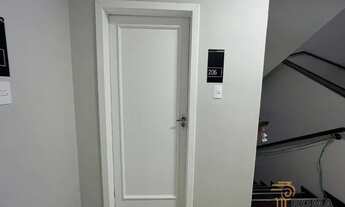 Imagem 3: Apartamento com 2 dormitórios para alugar, 64 m² por R$ 2.500,00/mês - Parolin - Curitiba