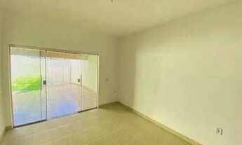 Imagem 4: Casa à venda com 3 quartos em Setor Garavelo - Goiânia - GO