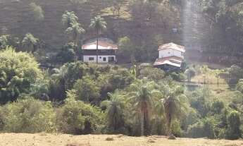 Imagem 2: Fazendinha/Sítio/Chácara/Casa de Campo 53.000m2, 53 Hectares, 6 Quartos, Muita Água, Rio M