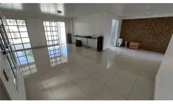 Imagem 3: Bela casa de 04 suítes, com área de lazer e árvores frutíferas, no Condomínio Nova Barra!