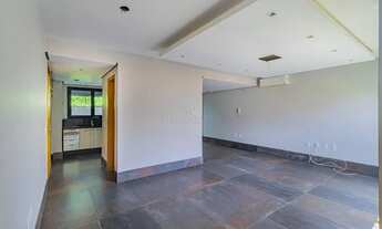 Imagem 4: Casa em Condominio a venda com 3 quartos, 2 vagas e 212m2 no bairro Camaqua, na zona sul d