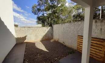 Imagem 7: Vendo Casa com 2 dormitórios