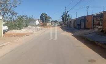 Imagem 2: Casa à venda e locação em Setor Aeroporto Sul - 2ª Etapa com 2 dormitórios e 60m² de área