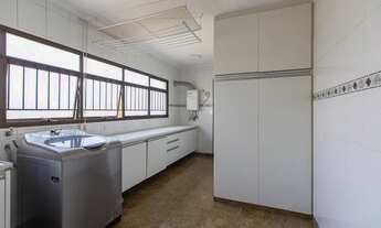 Imagem 5: Apartamento com 3 dormitórios à venda, 230 m² por R$ 2.690.000,00