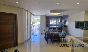 Imagem 3: Esse imóvel atende você que busca uma casa de alto padrão com cômodos bem distribuídos