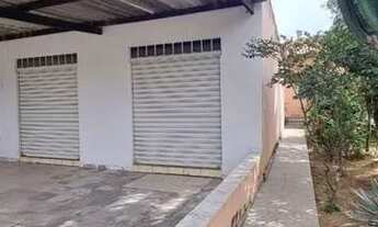 Imagem 3: Casa dos sonhos, com design elegante, um lindo jardim e uma área gourmet! Não perca!