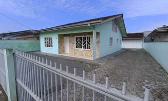 Imagem: Casa com 01 suíte 02, área de festas