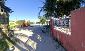 Imagem 7: Casa de Beira-Mar com saída para a rua principal de Carne de Vaca