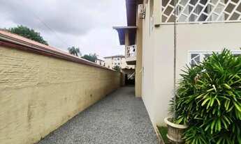 Imagem 4: Casa à venda, 4 quartos, sendo 1 suíte, Bairro Água Verde, Jaraguá do Sul/ SC