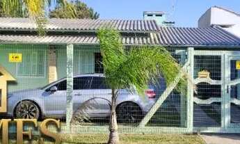 Imagem 2: CASA COM TRÊS DORMITÓRIOS EM NOVA TRAMANDAÍ