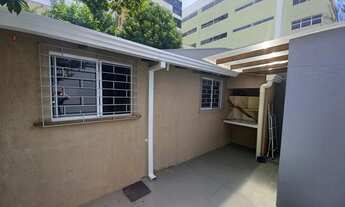 Imagem 2: CASA DE FUNDOS COM 2 QUARTOS