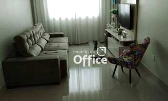 Imagem 7: Sobrado com 3 dormitórios à venda, 306 m² por R$ 670.000,00 - Setor Central - Anápolis/GO