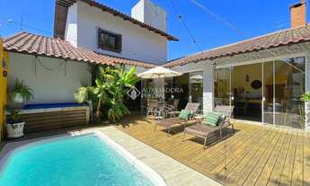 Imagem: Casa com 4 dormitórios, mobiliada na zona