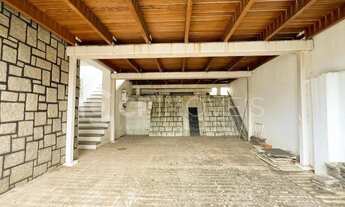 Imagem 3: Ampla CASA BAIRRO JARDIM LINDÓIA - Localização privilegiada!