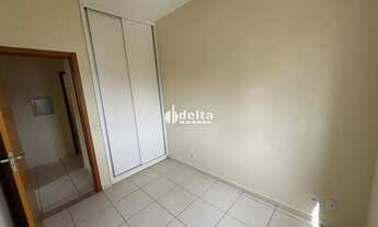 Imagem 4: Apartamento com 3 quartos sendo 1 suíte disponível para locação no bairro Saraiva em Uberl