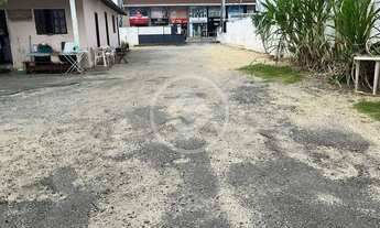 Imagem: Terreno amplo com 2.689m², localizado no