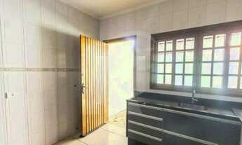 Imagem 3: Sobrado com 3 Quartos - 1 Suíte - 4 Vagas