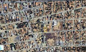 Imagem 2: Vendo casa em São Francisco-MG- Ótima localização - Terreno amplo com 1.058 m²