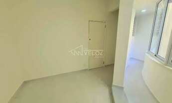 Imagem 4: Apartamento : / Residencial / Catete
