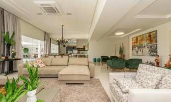 Imagem 3: Casa Alto Padrão com Quatro Dormitórios sendo Três Suítes no Bairro Itaipava em Itajaí SC