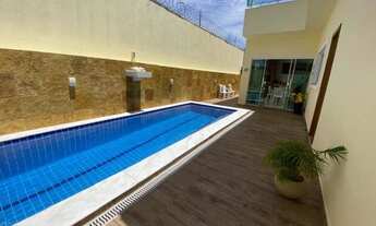 Imagem 7: Casa de condomínio para venda possui 250 metros quadrados com 4 quartos