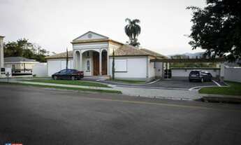Imagem 1: Casa Alto Padrão para Venda em Atibaia, Guaxinduva, 5 dormitórios, 5 suítes, 7 banheiros