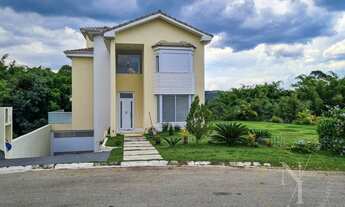 Imagem: Santana de Parnaíba - Casa Padrão - Suru