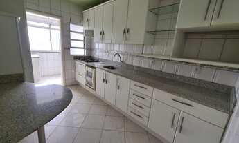 Imagem 2: Apartamento no Centro de Criciúma, 3 dormitórios, 1 suíte, sacada com churrasqueira