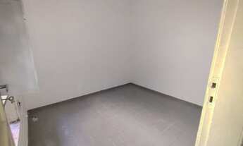 Imagem 4: Casa de vila para venda tem 40 metros quadrados com 1 quarto em Bento Ribeiro - Rio de Jan