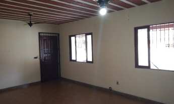 Imagem 5: Casa linear e independente com 2 quartos e quintal vaga 3 carros Liberdade