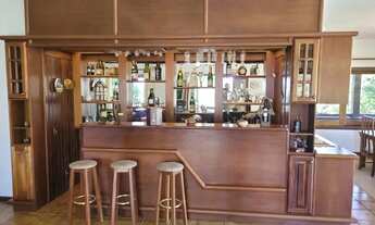 Imagem 5: Casa de condomínio térrea para venda possui 428 metros quadrados com 3 suítes