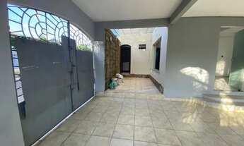 Imagem 6: Casa com 4 Suítes, Garagem para 2 carros, ampla Varanda, em Alameda Fechada na Pedreira