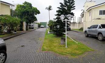 Imagem 5: Casa de condomínio sobrado para aluguel tem 230 metros quadrados com 4 quartos