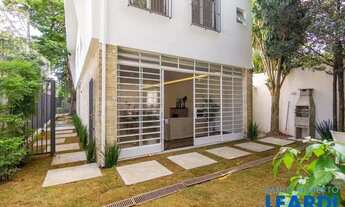 Imagem 4: CASA ASSOBRADADA - MOEMA PÁSSAROS - SP