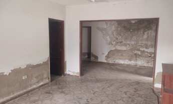 Imagem 6: Casa duplex em Panelas com 388m2 e vagas para 5 carros