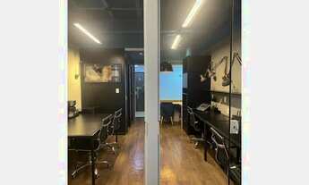 Imagem: Sala Comercial em 28m² com 1 vaga de garagem