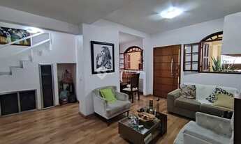 Imagem 3: Atenção! ! ! Atenção! ! ! Grande Oportunidade! ! ! Ótima Residência estilo colo