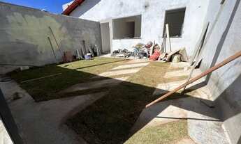 Imagem: Casa com 3 quartos 1 banheiros 2 vagas a