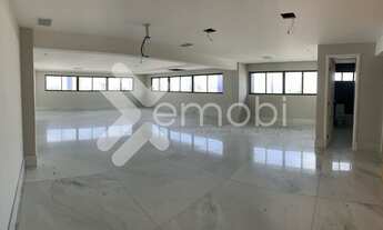 Imagem 2: Apartamento à venda em Petrópolis (Natal/RN) I Condomínio Maison Petrópolis- 396m² - 5 suí