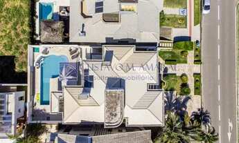 Imagem 2: Casa para aluguel possui 390 metros quadrados com 4 quartos